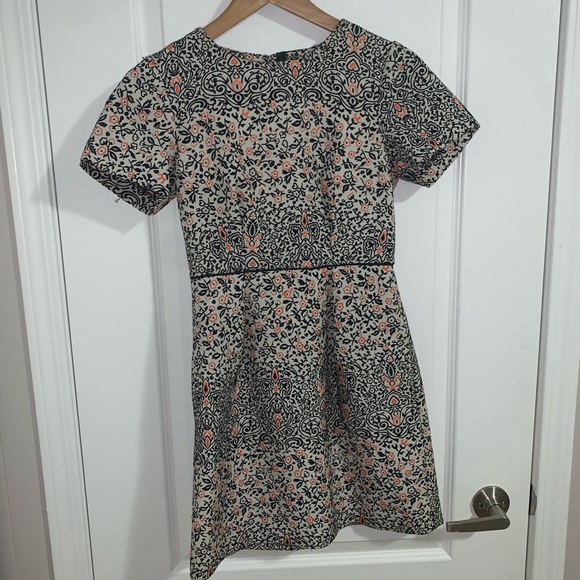 Dress - Picture 1 of 1